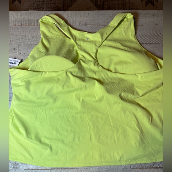 Old Navy Women’s PowerSoft Cropped Shelf-Bra Sports Bra Tank Top Size 4X (Plus) - Picture 8 of 15